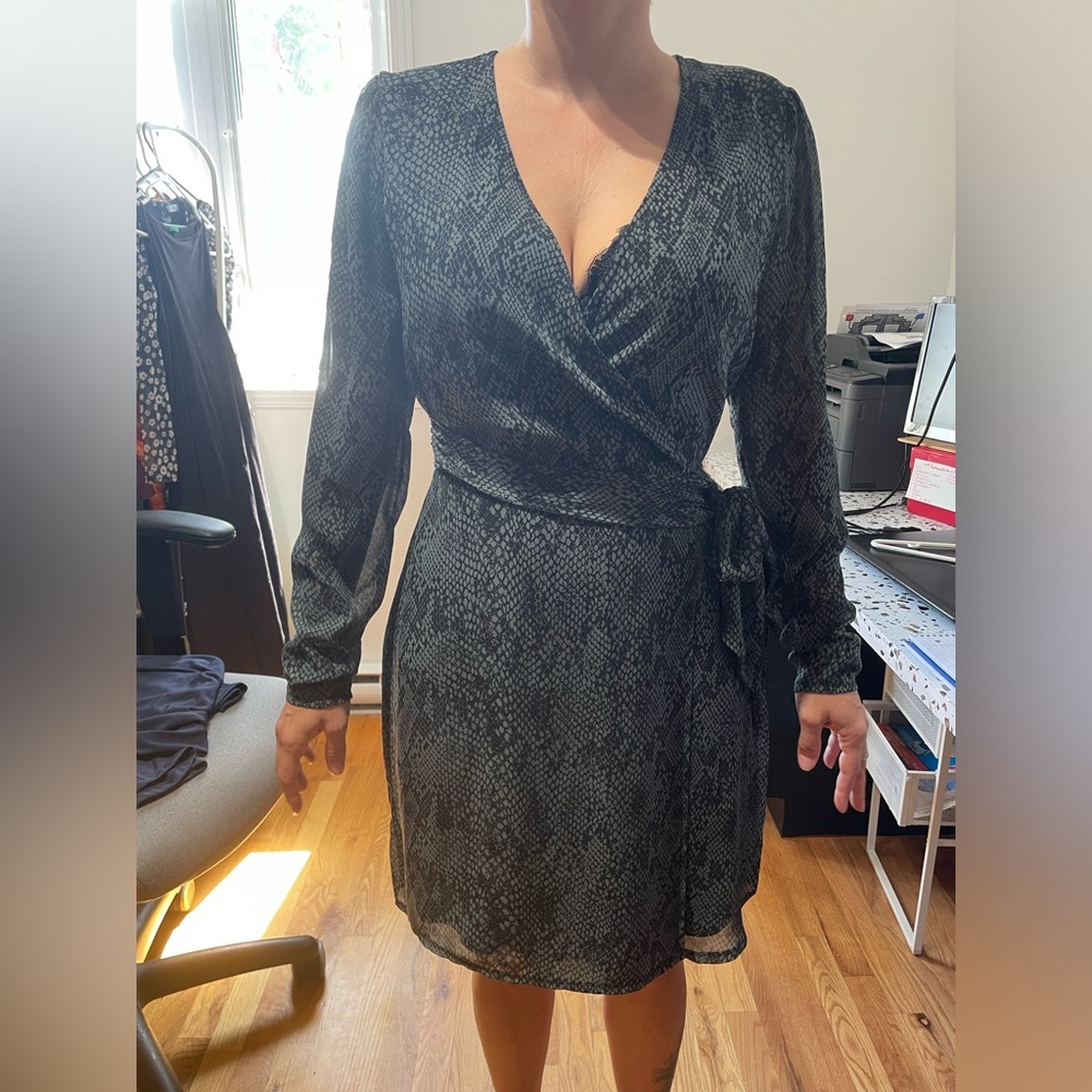 Elegant Black Patterned Women's Dress